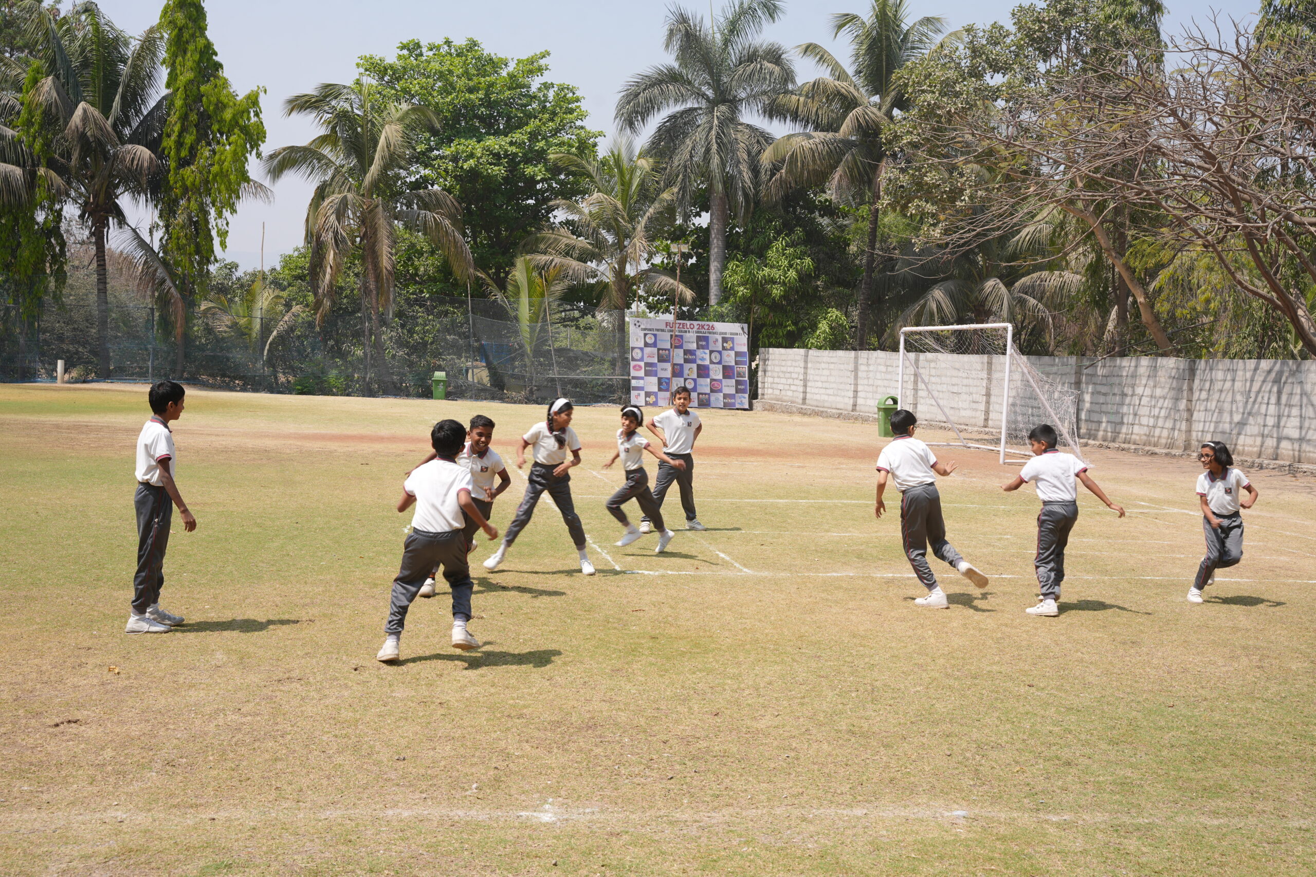 Childrens_playing